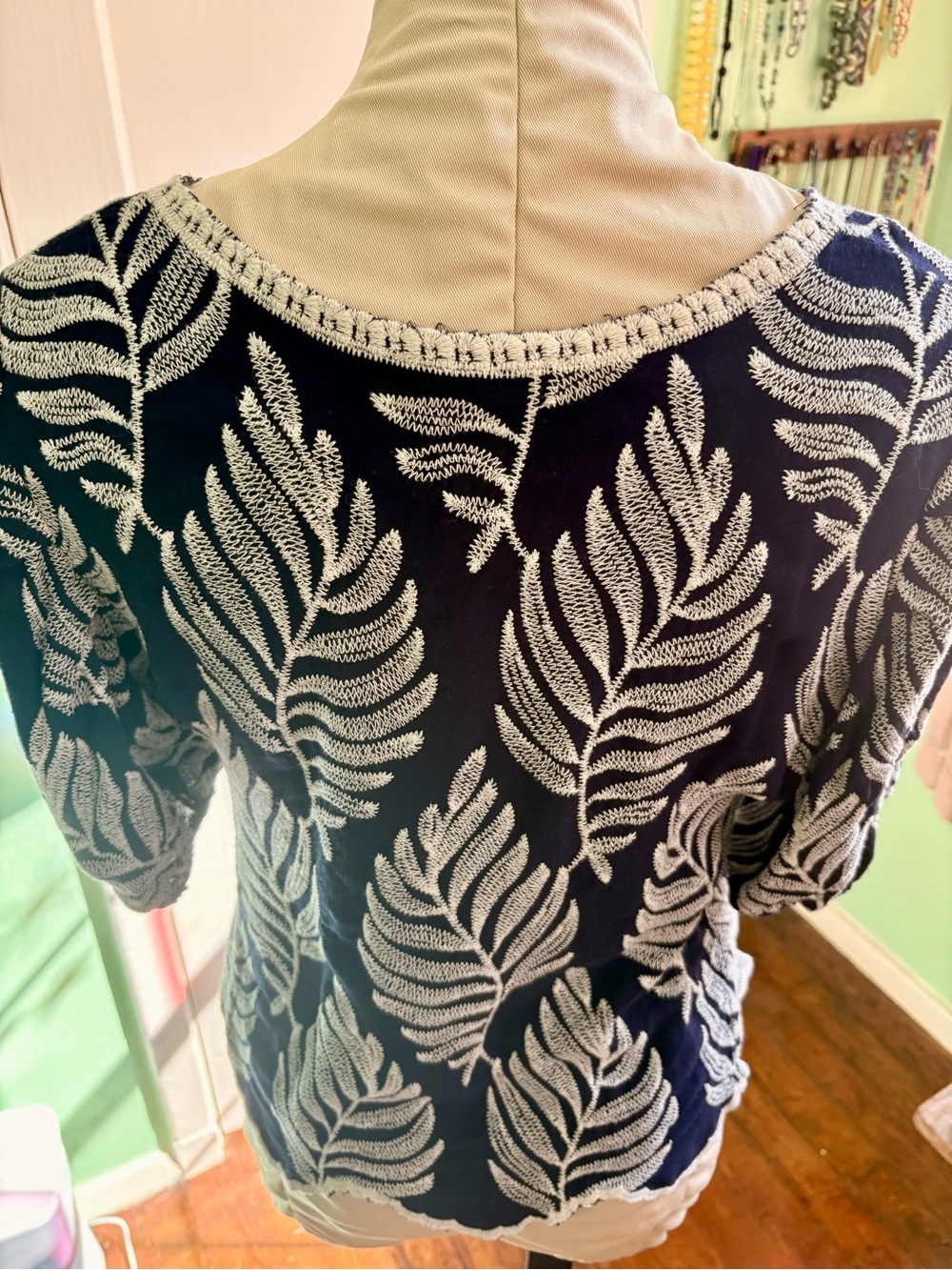 Navy Bohemian White Embroidered Peasant Blouse Size XL - Picture 2 of 7